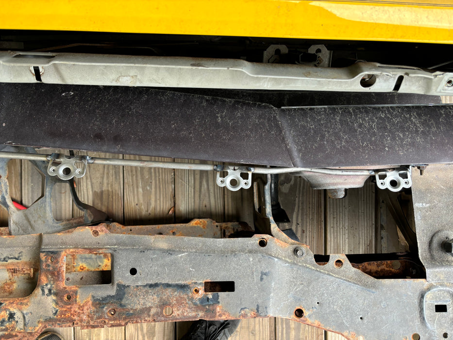 Monte Carlo Front Hood Dzus Kit